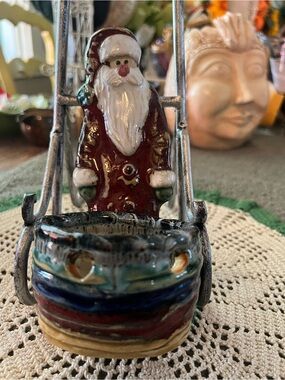 Old World Folk Art Hand Crafted & Painted Thickly Glazed Pottery EUC